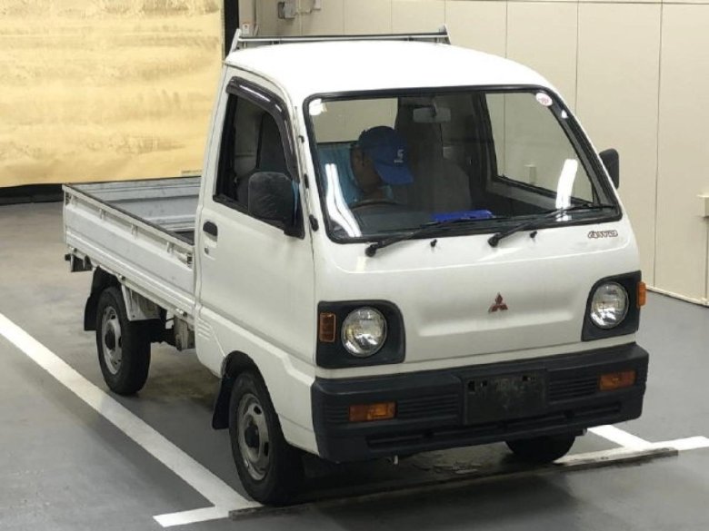 Mitsubishi minicab 4wd