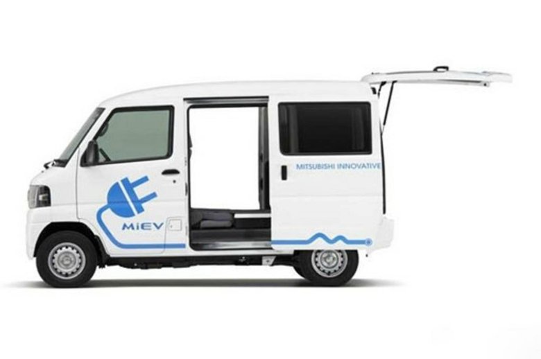 Электромобиль митсубиси миникаб