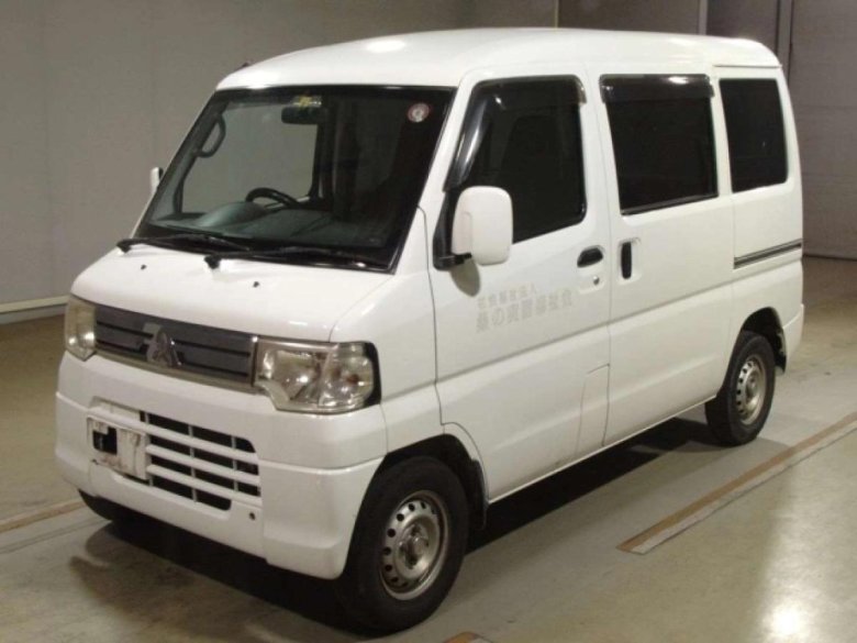 Мицубиси миникаб электро