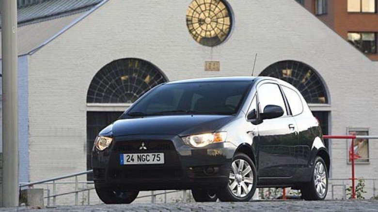 Мицубиси кольт 2009