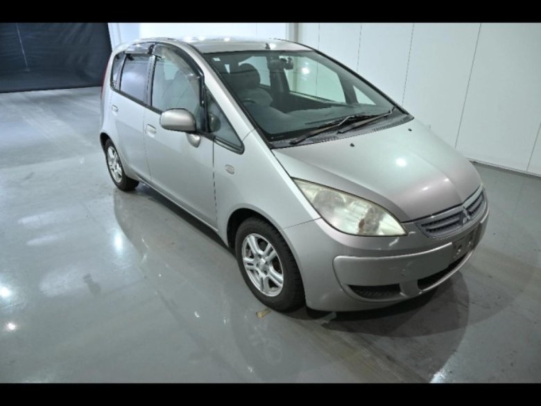 Mitsubishi colt plus