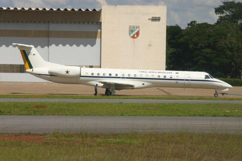 Завод эмбраер в бразилии