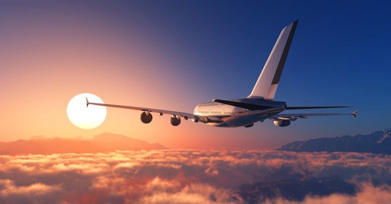 Летит самолет