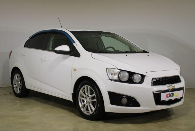 Шевроле авео 2015