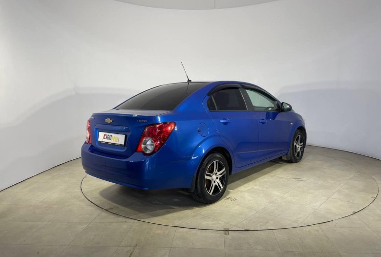 Шевроле авео 2013 синий