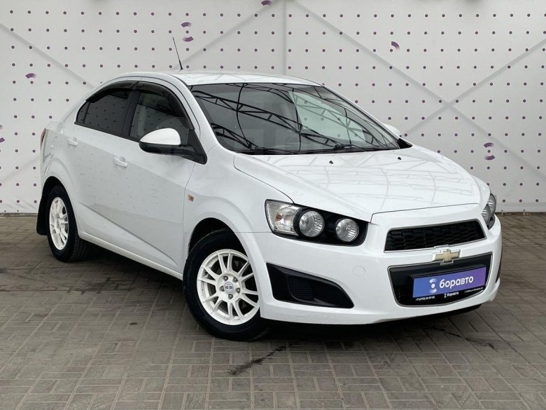 Шевроле авео белый седан 2013