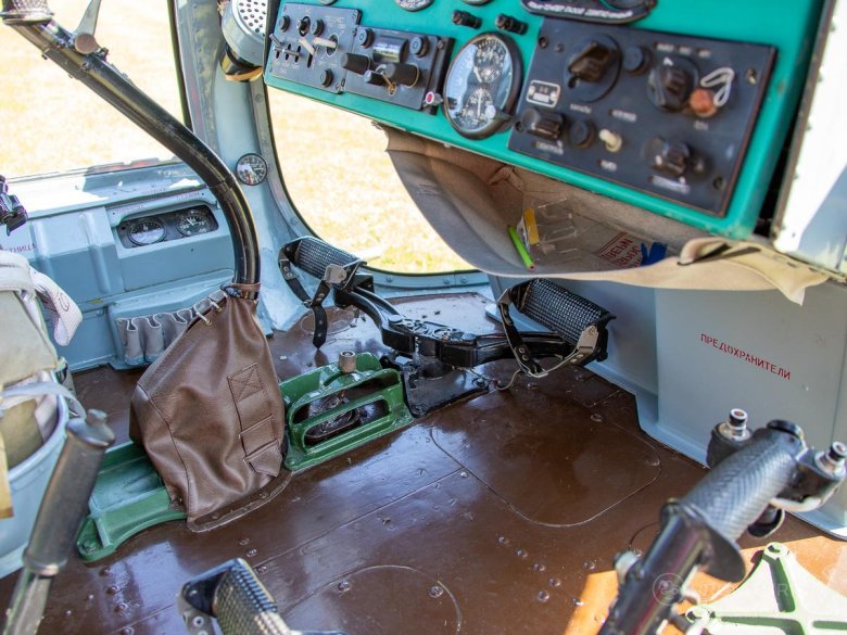 Кабина вертолёта ми 8 мт