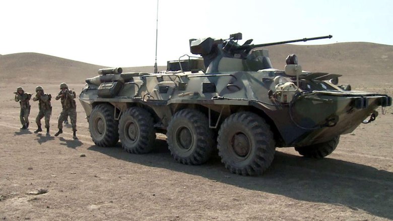 Бронетранспортер бтр 80