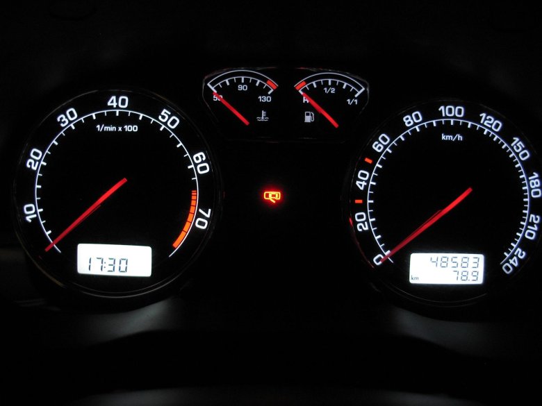 Пересвет приборной панели шкода октавия тур