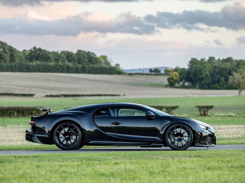 Bugatti chiron supersport