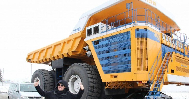 Белаз 75710 самосвал