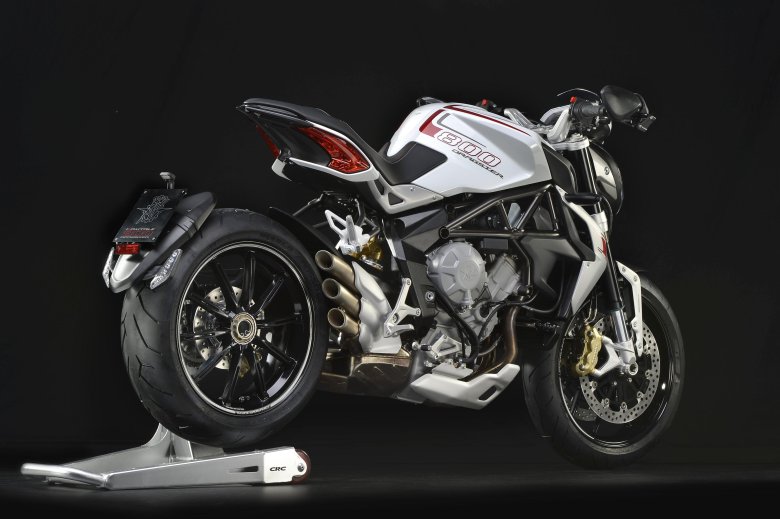 Мотоцикл mv agusta brutale dragster 800