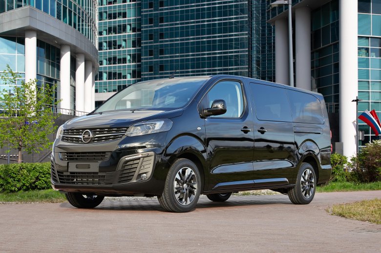 Опель зафира лайф 2021