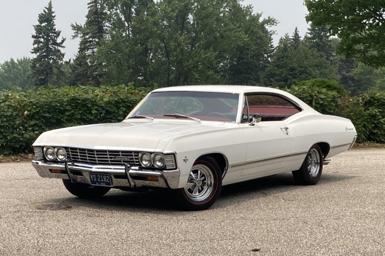 Chevrolet impala sport sedan hardtop 1967