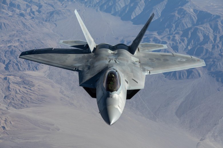 Lockheed martin f-22 raptor