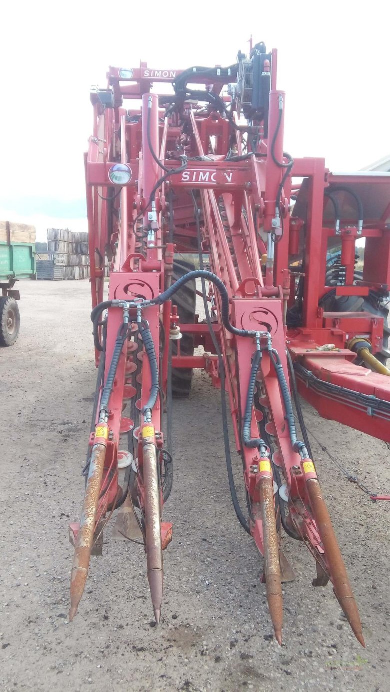 Морковоуборочный комбайн simon