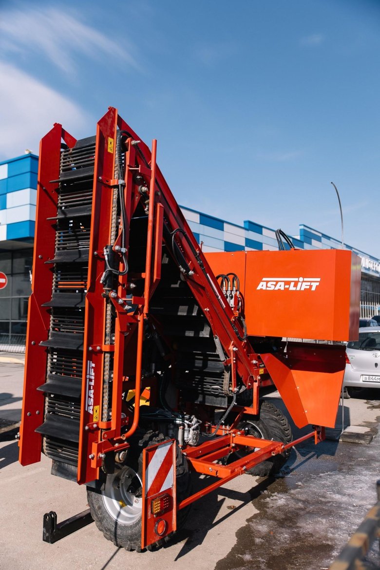 Комбайн картофелеуборочный