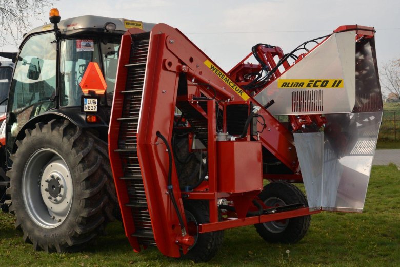 Морковоуборочный комбайн alina