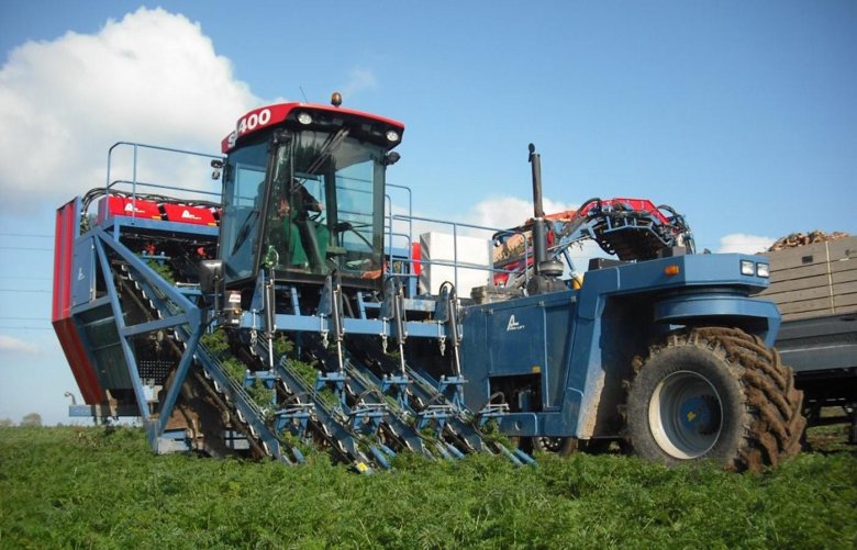 Уборочный комбайн