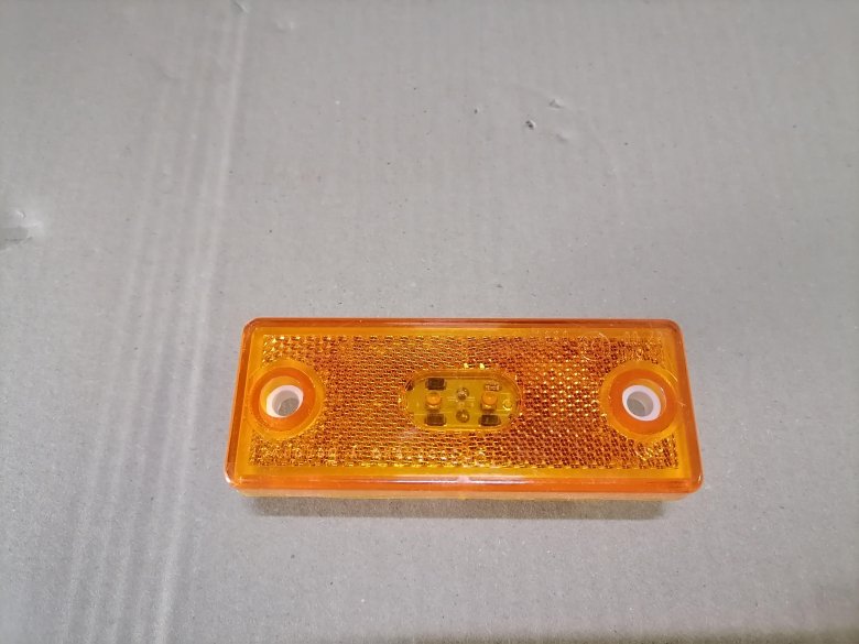 Фонарь габаритный боковой светодиодный
