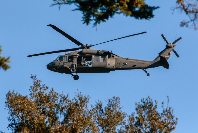 Вертолёт uh 60 black hawk