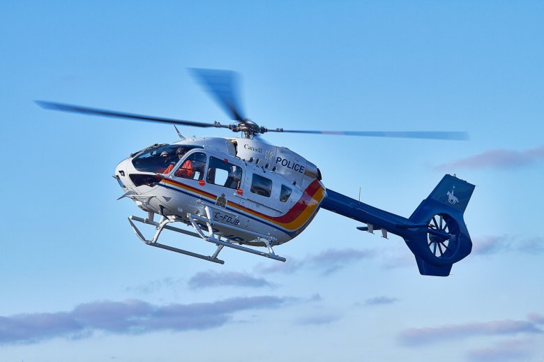 Полицейские вертолеты