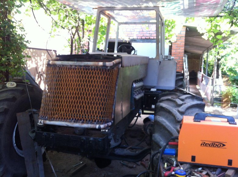 Самодельный трактор бизон