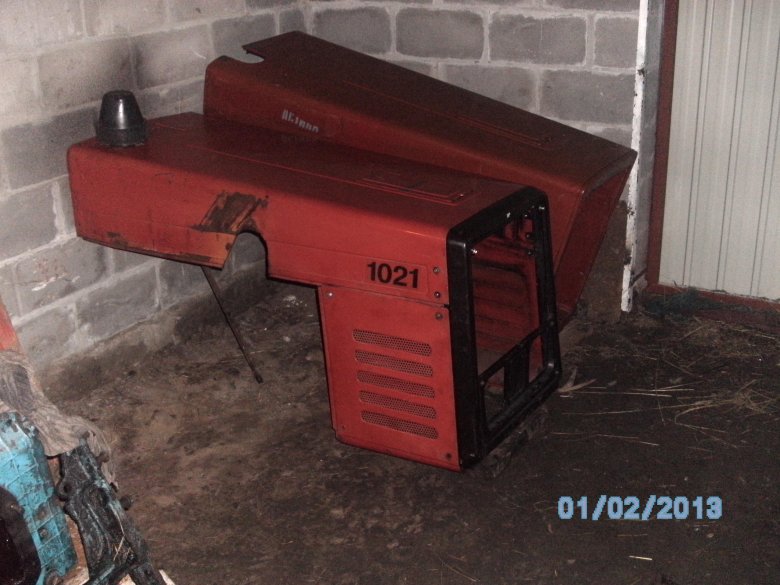 Капот мтз 892