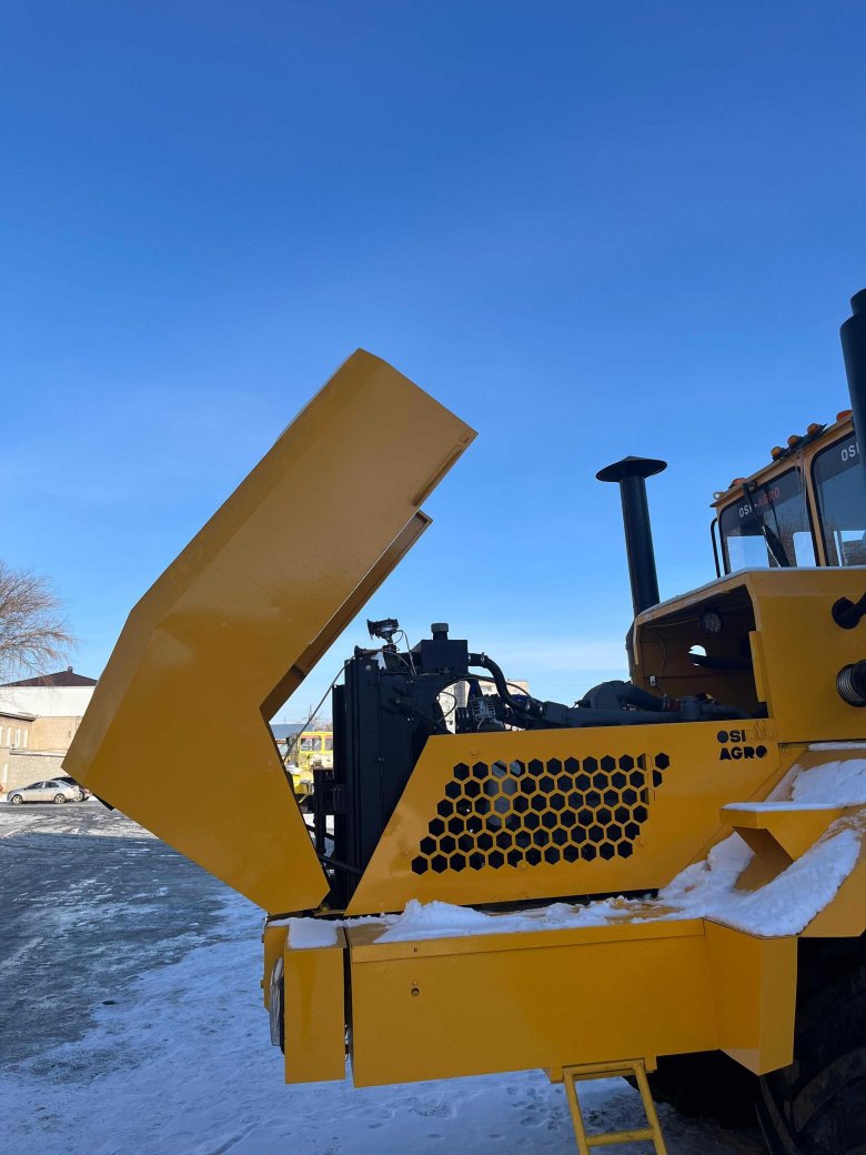 Трактор кировец к 700