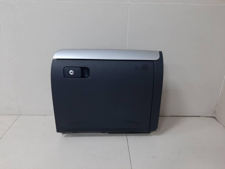 Бардачок фольксваген джетта 5