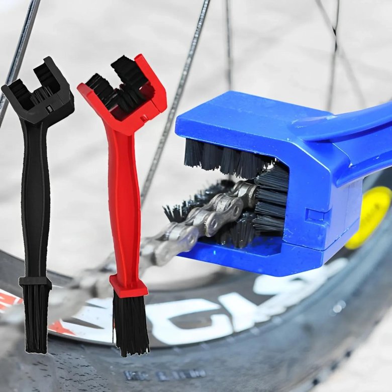 Щетка для чистки цепи мотоцикла