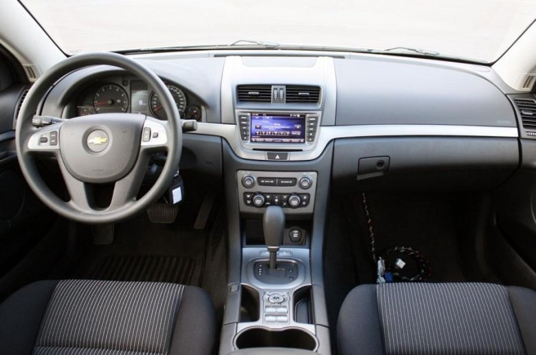 Chevrolet epica 2011 салон