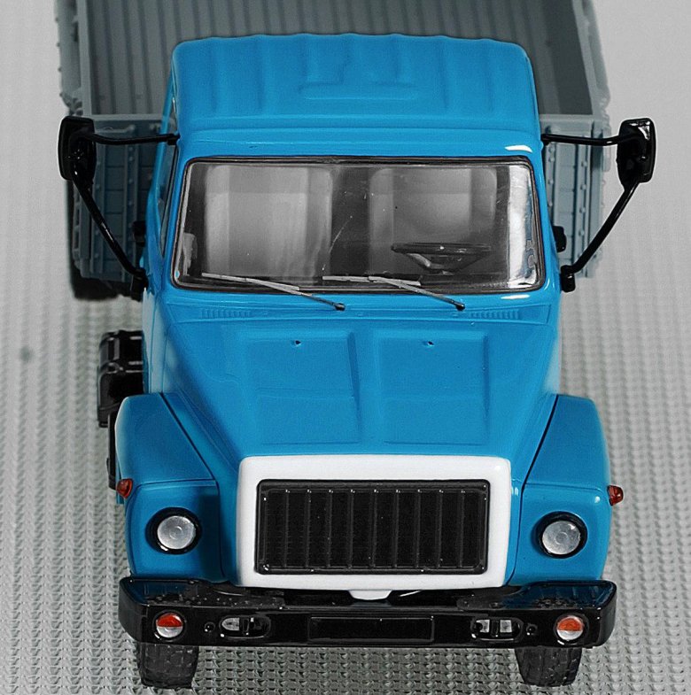 Газ 3307 бортовой