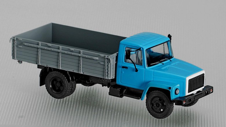 Грузовик газ 3307 бортовой