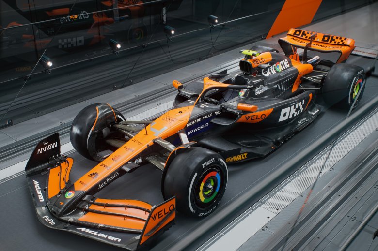 Макларен ф 1