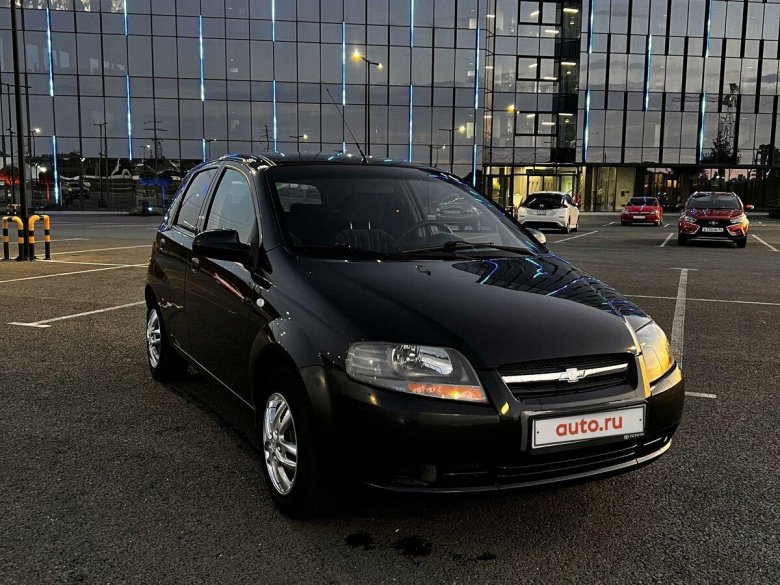 Шевроле авео черный