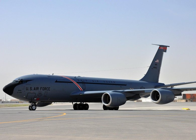 Boeing kc-135r stratotanker