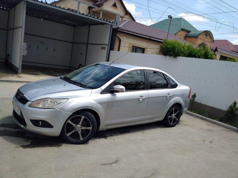 Форд фокус 2 Рестайлинг серебристый