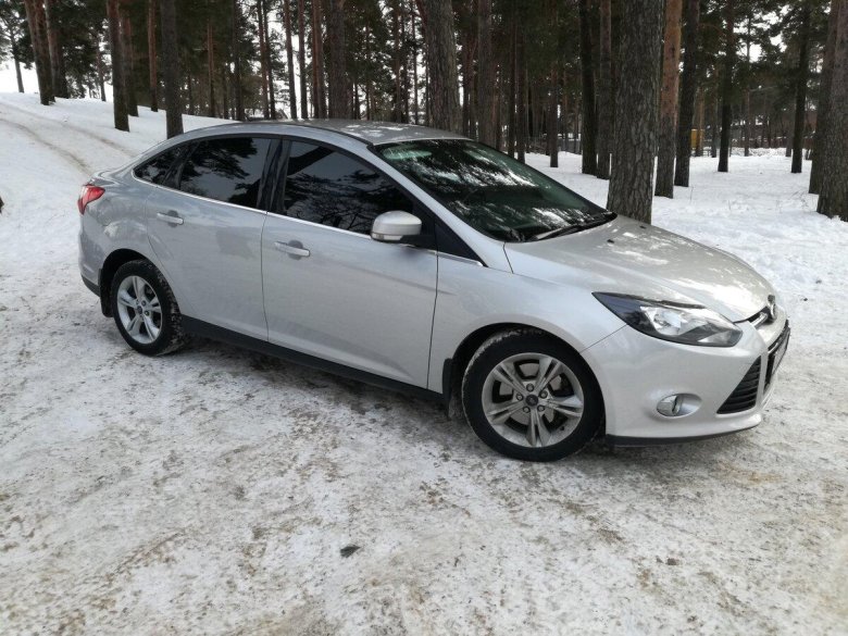 Ford Focus 3 серебристый