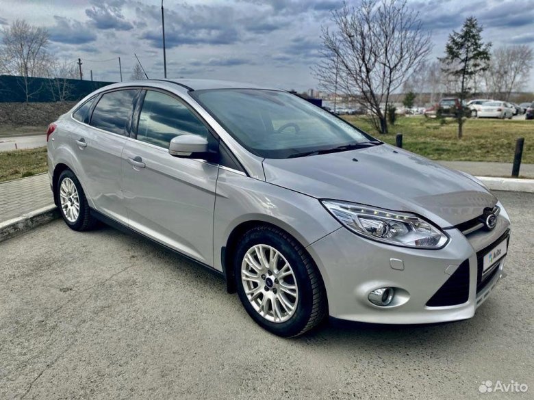 Ford Focus 3 серебристый