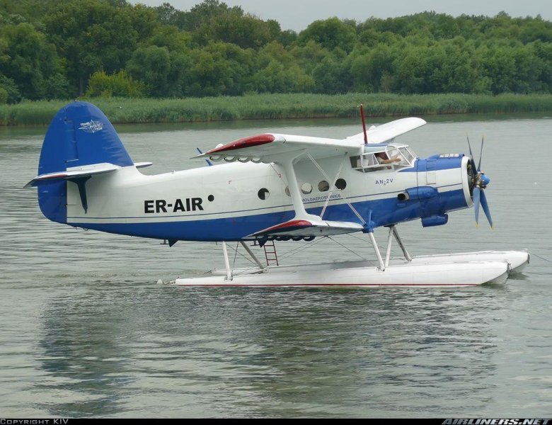 Гидросамолет \ ан-2 в\