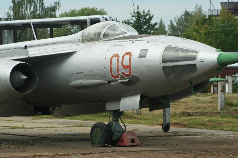 Yakovlev yak-28