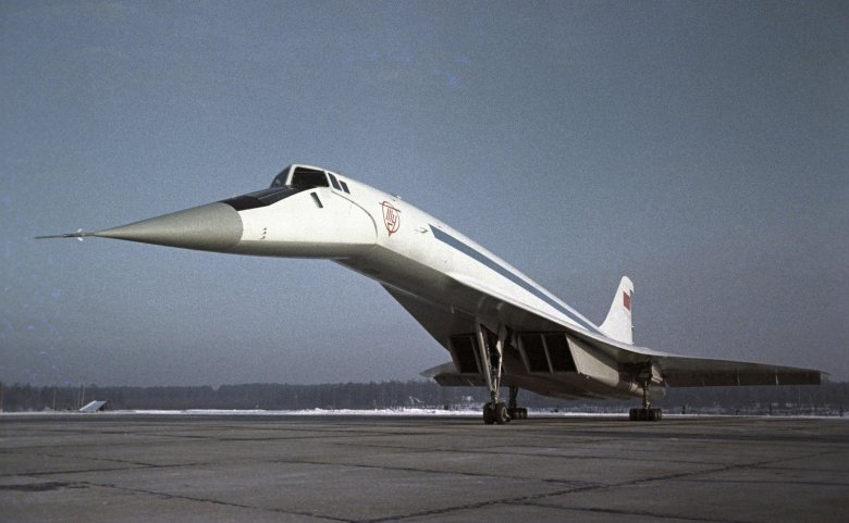 Ту сверхзвуковой пассажирский самолёт ту-144