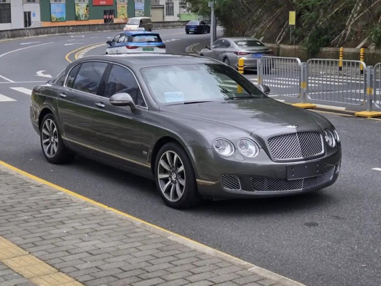 2013 bentley continental flying spur