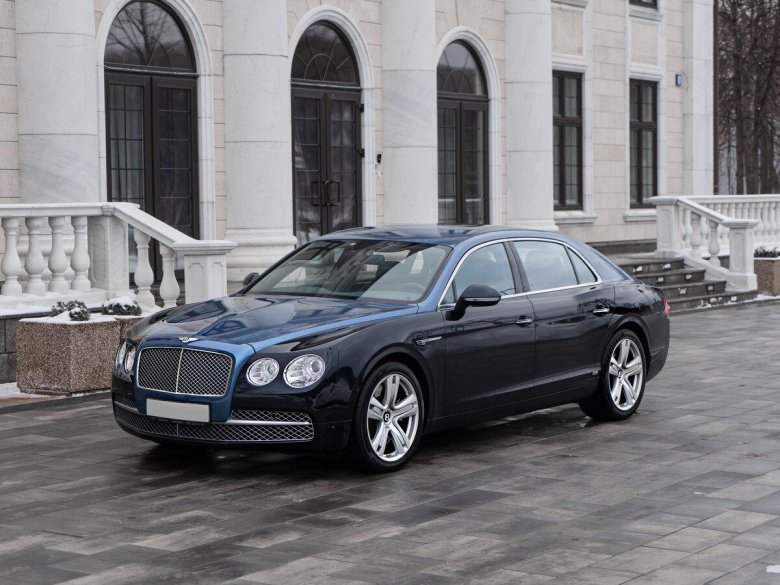 Bentley Flying Spur черный