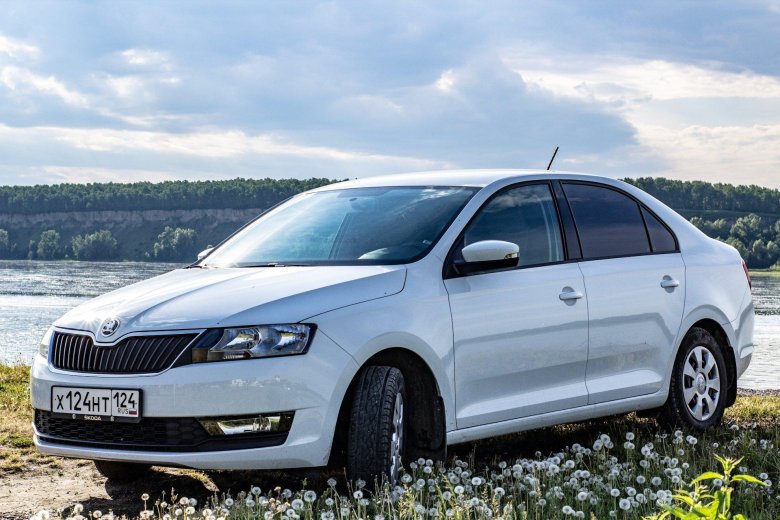 Шкода Рапид 18