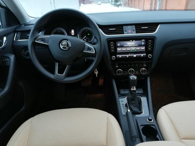 Шкода октавия салон