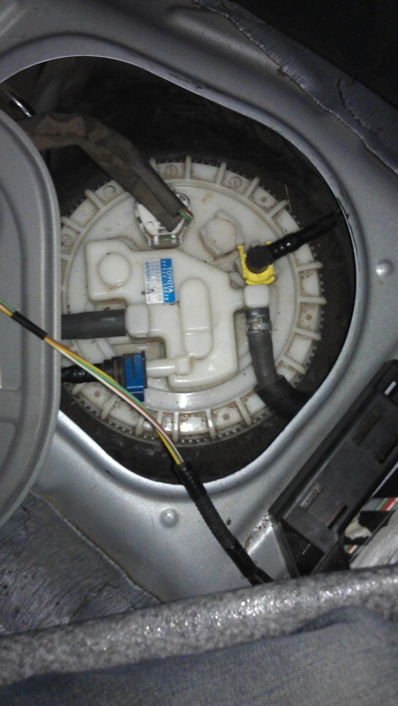 Топливный фильтр тойота королла 120 кузов