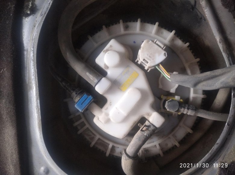 Топливный фильтр тойота королла 150