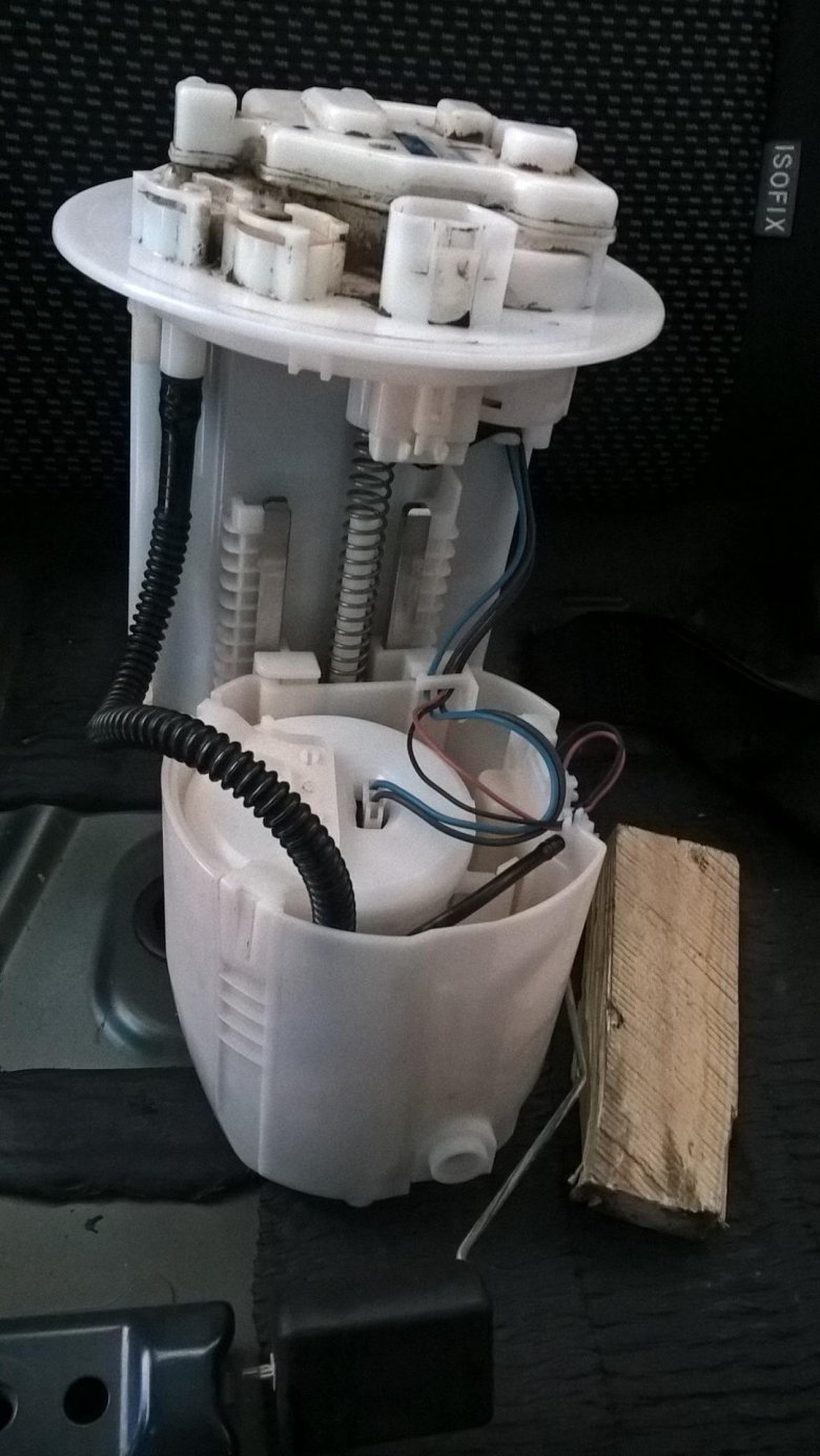 Топливный фильтр тойота королла 120